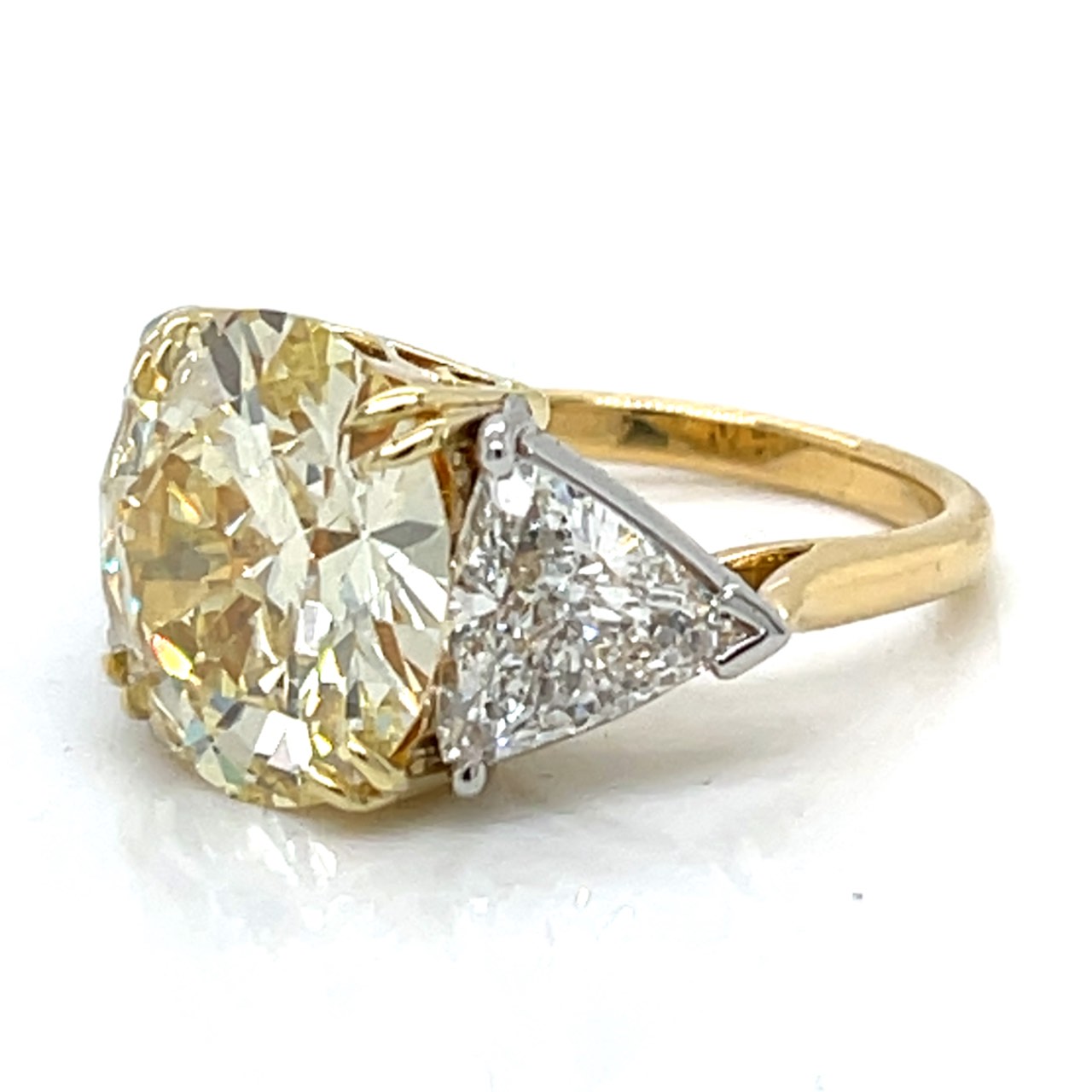 18K Yellow Gold & Platinum 7.77 Ct. GIA Certified Diamond Ring - Image 2