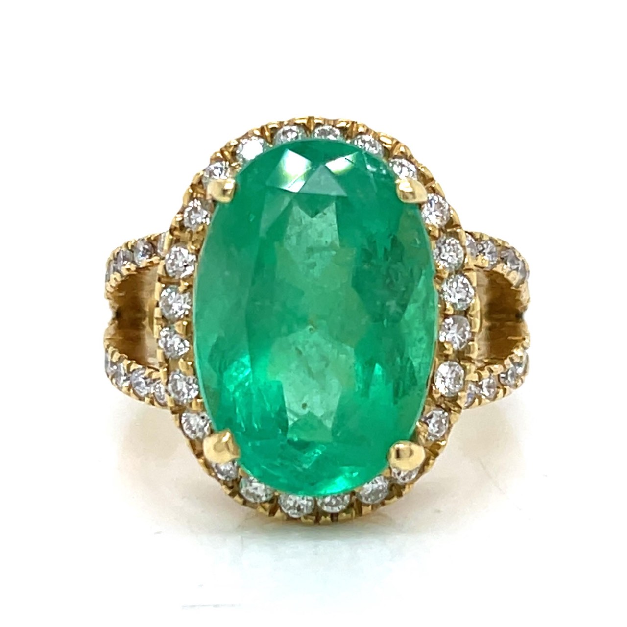 18K Yellow Gold 10.00 Ct. Colombian Emerald & Diamond Ring