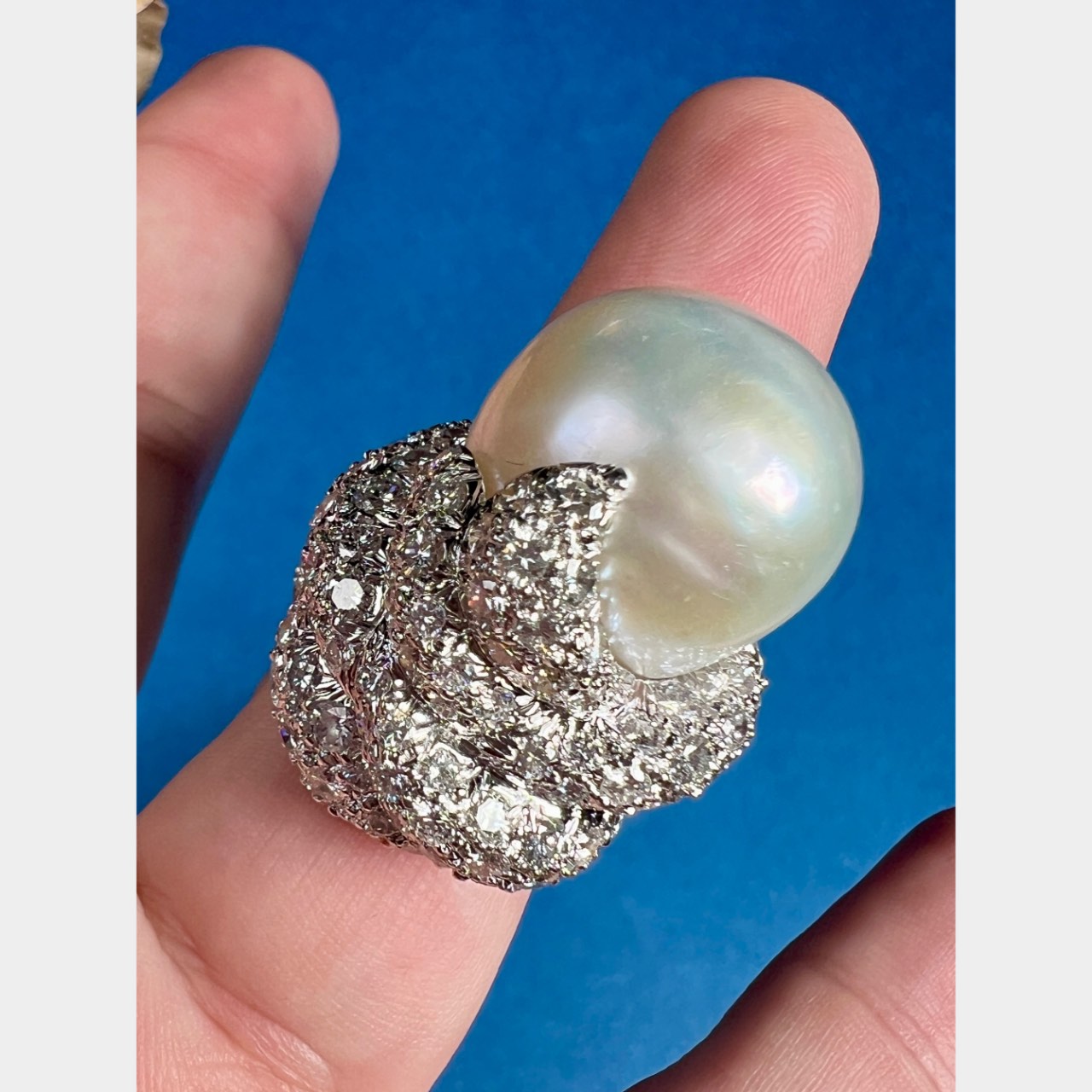 DAVID WEBB Platinum South Sea Pearl & Diamond Ring - Image 4