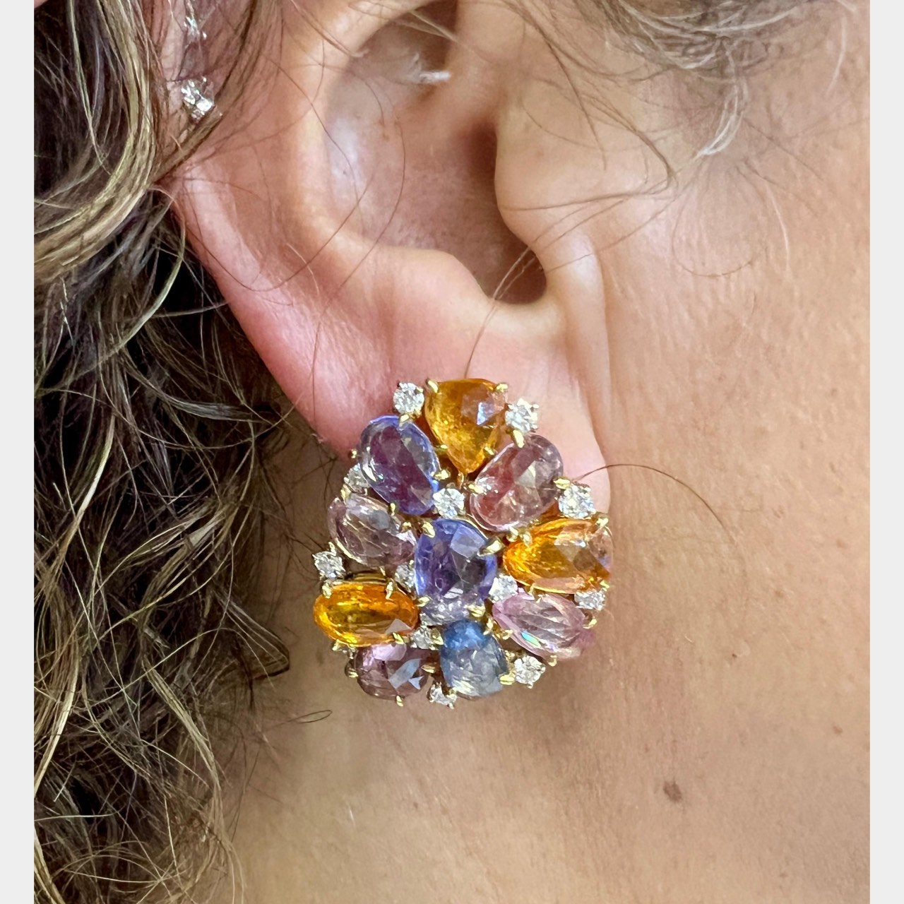 18K Yellow Gold Sapphire & Diamond Earrings