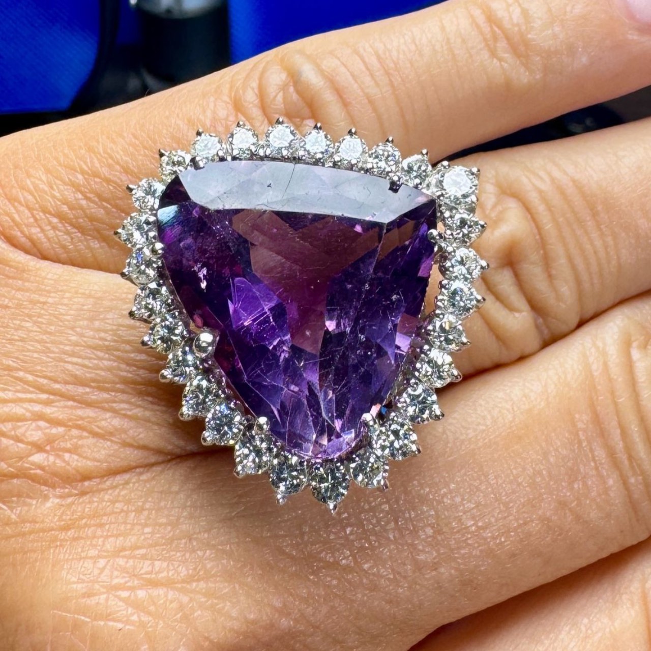 14K White Gold Amethyst & Diamond Ring