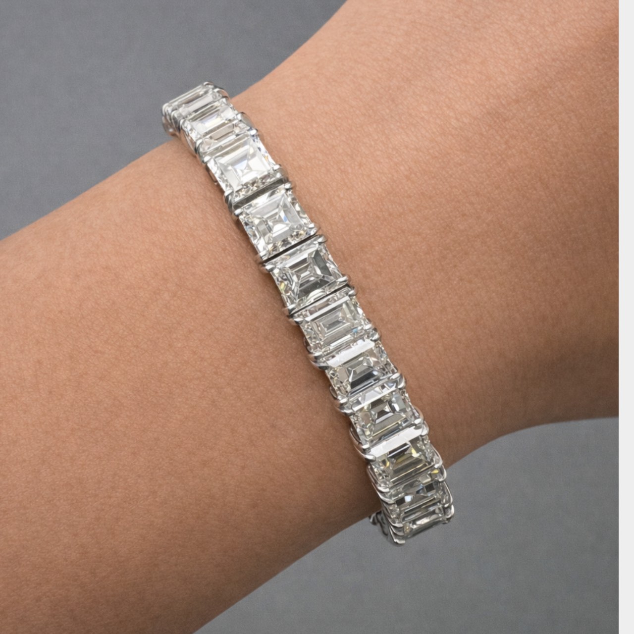 Art Deco Platinum Graduated 36.00 Ct. Diamond Tennis Bracelet
