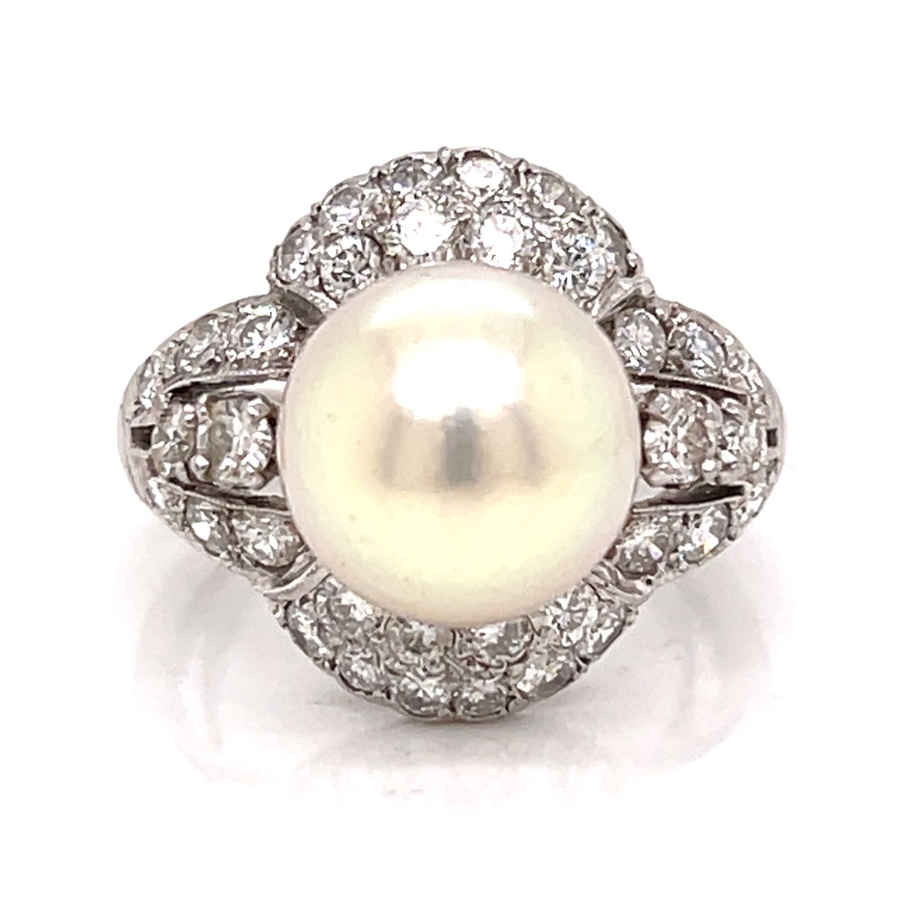 1950’s Platinum Pearl & Diamond Ring 1950’s Platinum Pearl & Diamond Ring