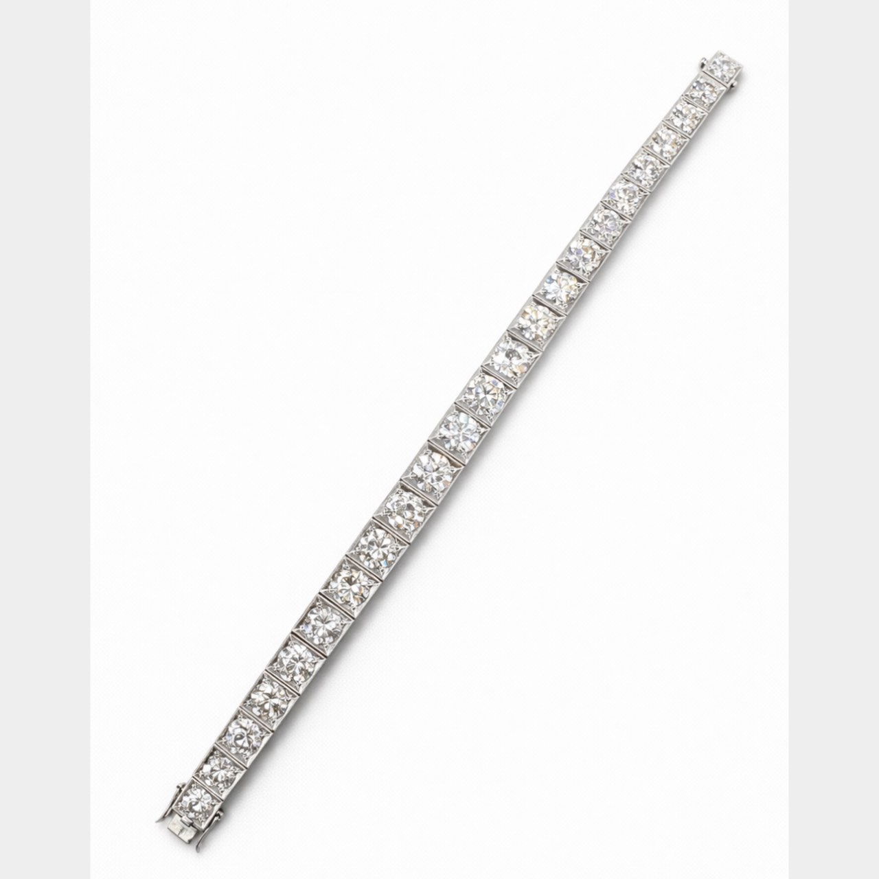 Platinum 25.20 Ct. Graduated Diamond Bracelet