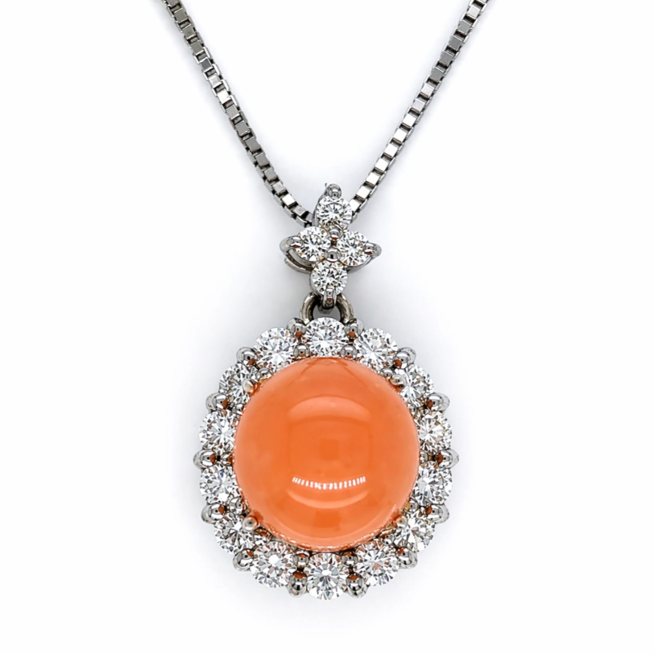 Platinum GIA Certified 3.94 Ct. Conch Pearl & Diamond Necklace