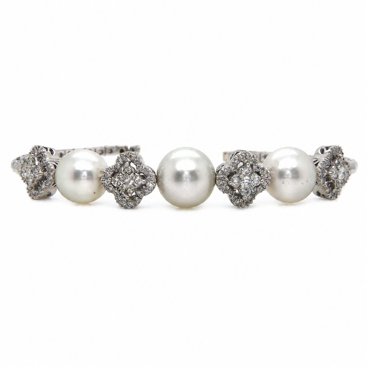 18K White Gold Diamond & South Sea Pearl Bracelet